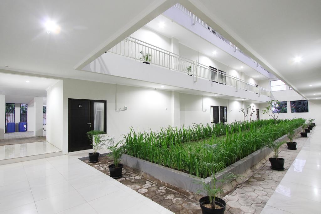 D'Paragon Bukit Sari Semarang Exterior foto